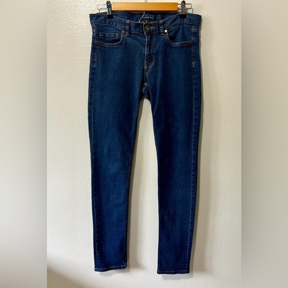 Patagonia Medium Wash Mid-Rise Classic Skinny Jean - Size 29 - Picture 6 of 10